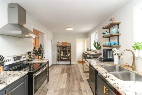 428 Seventh Street, Collingwood, ON L9Y 2B5