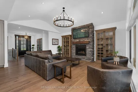 7 Byers Street, Springwater, ON L9X 2A3