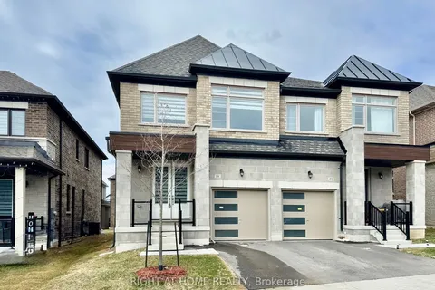 18 Daisy Street, Springwater, ON L9X 2E2