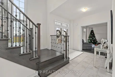 113 Rugman Crescent, Springwater, ON L9X 2A5