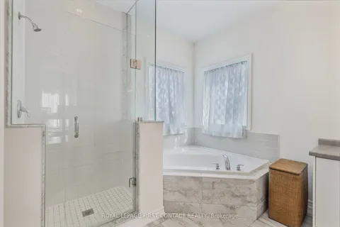 9 Beverly Street, Springwater, ON L0L 1P0
