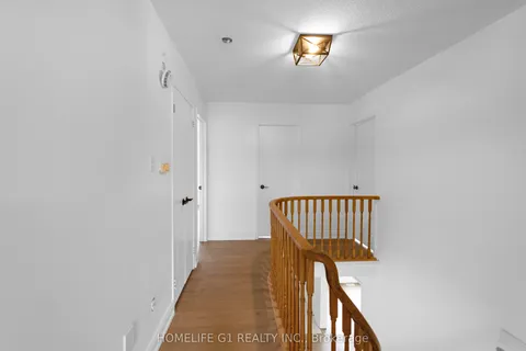 9 Hodgson Drive, Barrie, ON L4N 7Y2