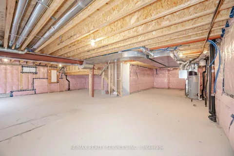 8 Sweet Cicely Street, ON L9X 2C7