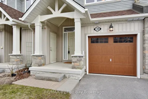 39 Gregory Avenue, Collingwood, ON L9Y 0Z5