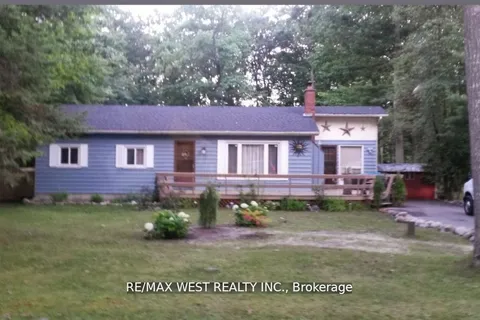 16 Fredrick Avenue, Tiny, ON L0L 1P0