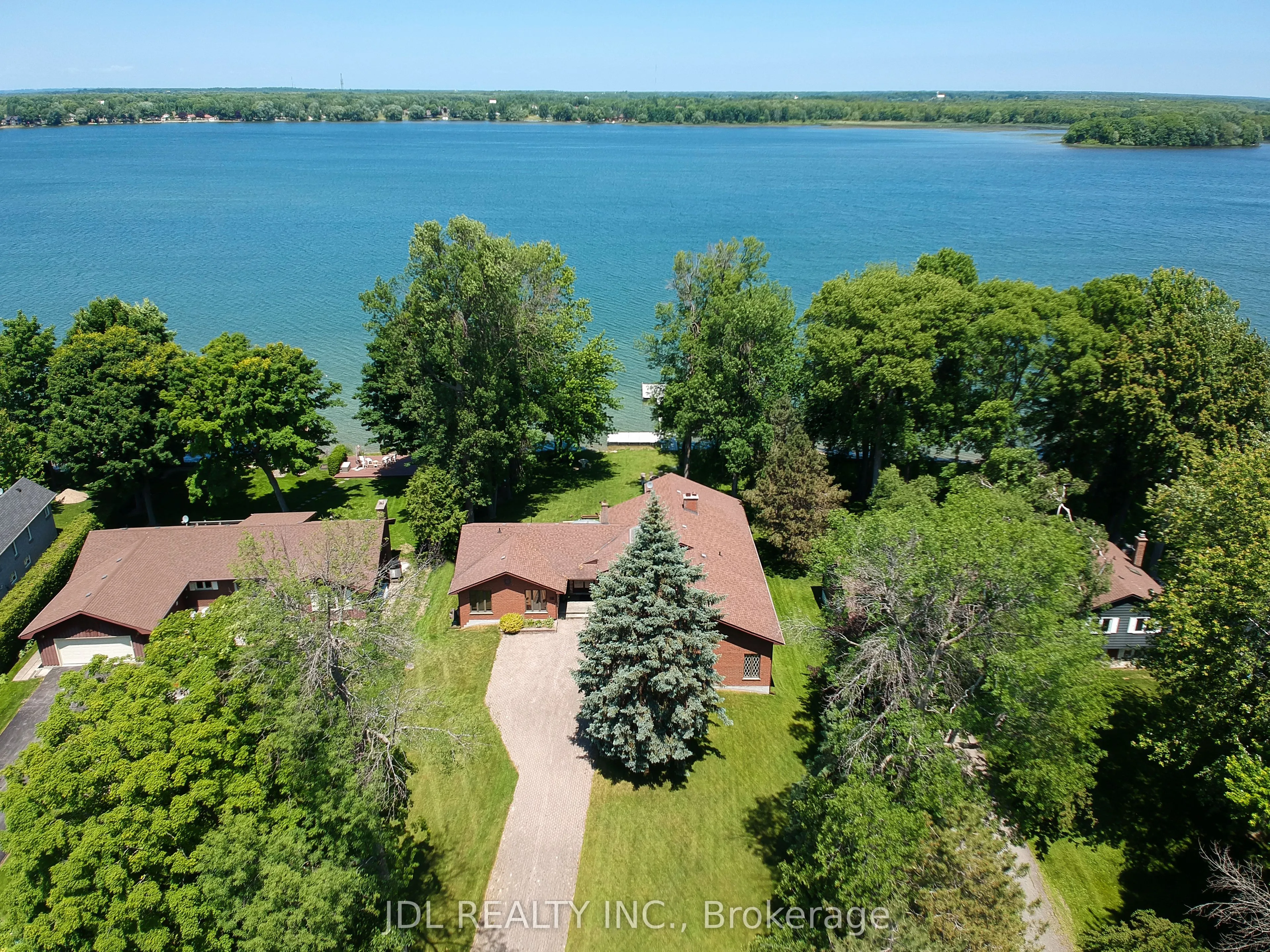 16 Thicketwood Place, Ramara, ON L0K 1B0