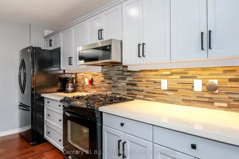 3031 Second Street, Severn, ON L3V 7A8