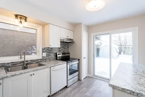 76 Garden Drive, Barrie, ON L4N 5K2