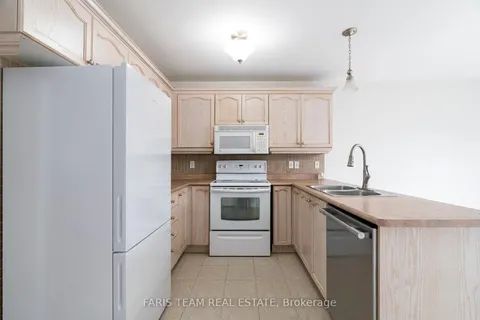 251 Pringle Drive, Barrie, ON L4N 0P4