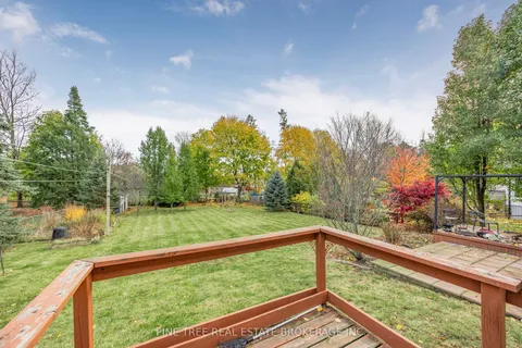 239 Warnica Road, Barrie, ON L4N 3Z2