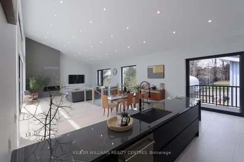 236 Cox Mill Road, Barrie, ON L4N 4G5