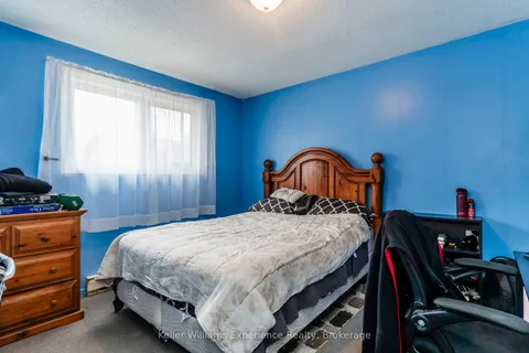 538 NELSON Street, Midland, ON L4R 4W3