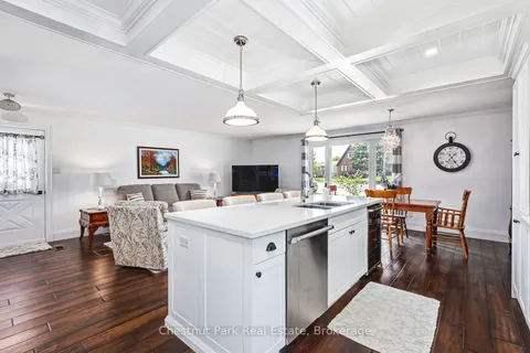 4 Harben Court, Collingwood, ON L9Y 4L8