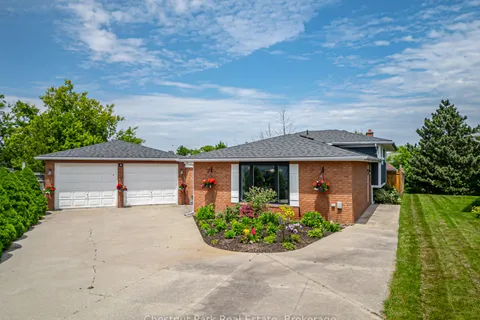 4 Harben Court, Collingwood, ON L9Y 4L8