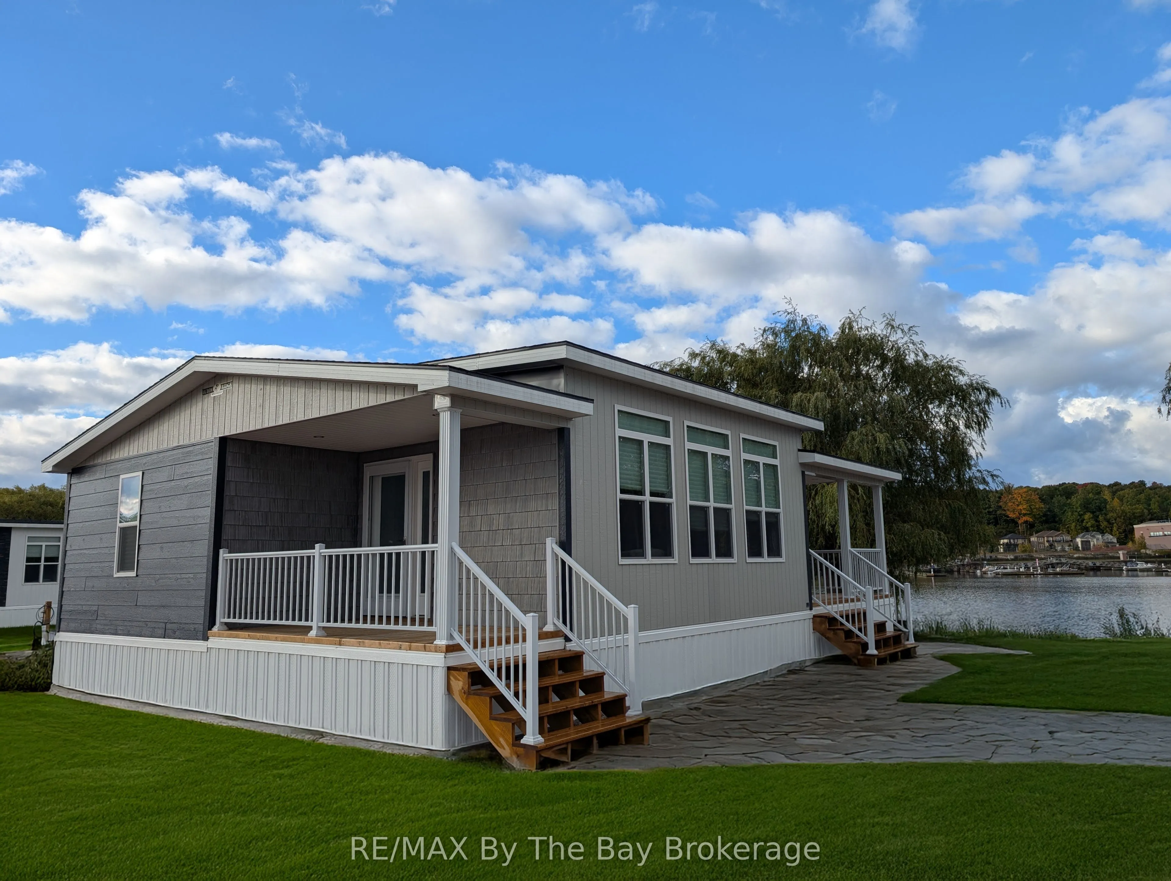 3282 Ogdens Beach Road, ON L9S 2K6