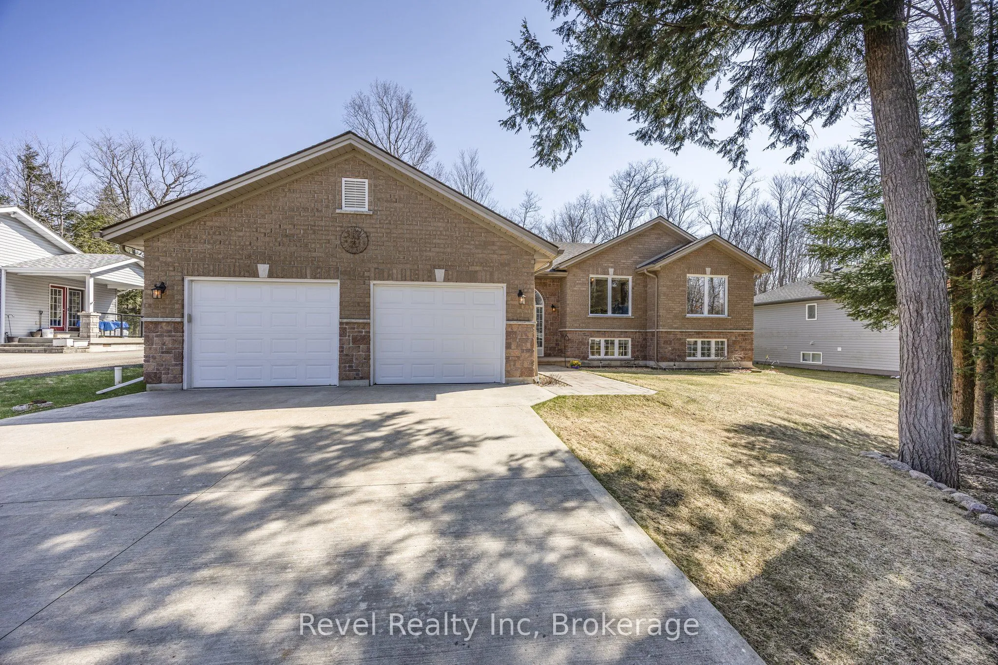 89 TROUT Lane, Tiny, ON L9M 0J1