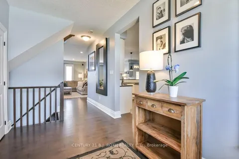 99 JEWEL HOUSE Lane, Barrie, ON L4N 5X1