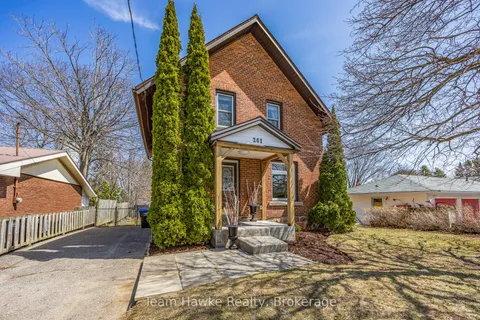 261 Eighth Street, Midland, ON L4R 4B4