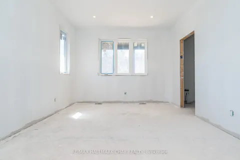 4552 5th Line, Oro-Medonte, ON L0L 1V0