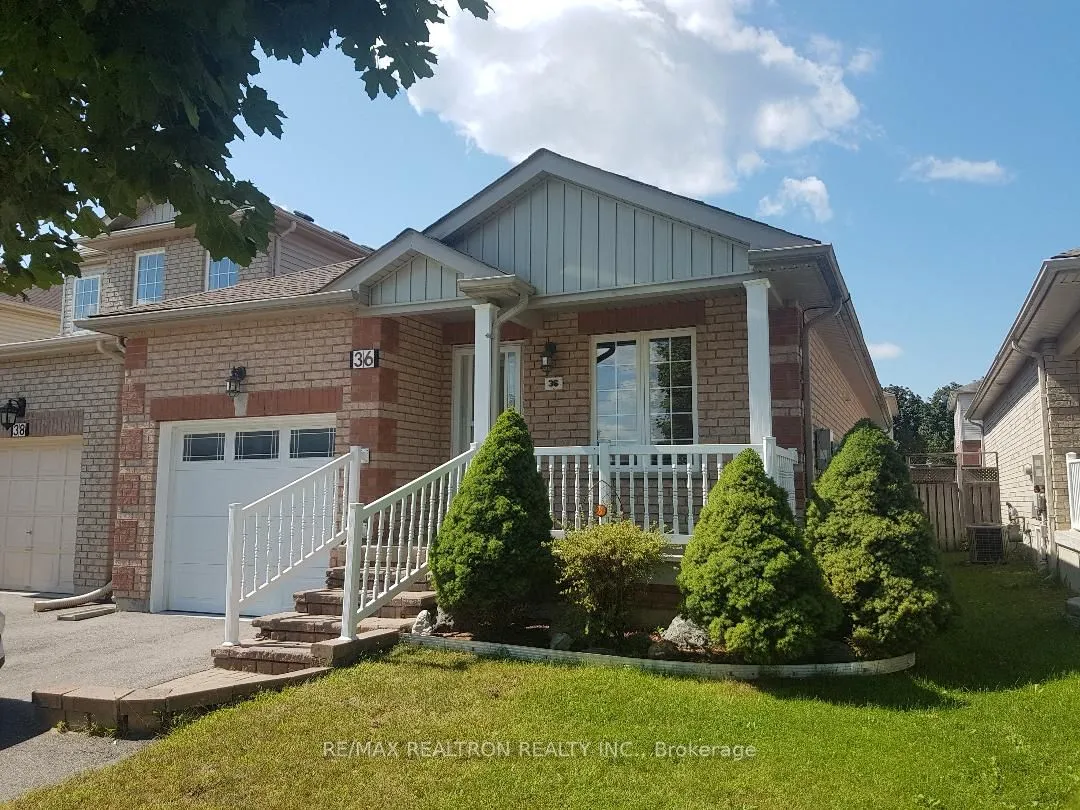 36 Julia Crescent, Orillia, ON L3V 7Z1