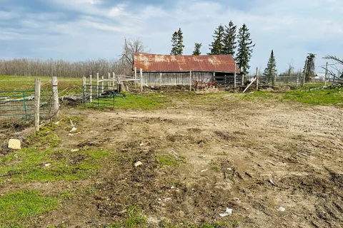 10 12 Line, ON L0L 1T0