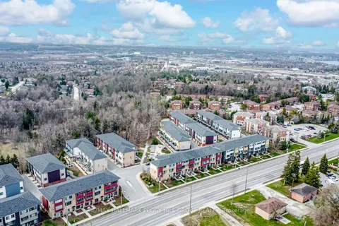369 Essa Road, Barrie, ON L4N 9C8