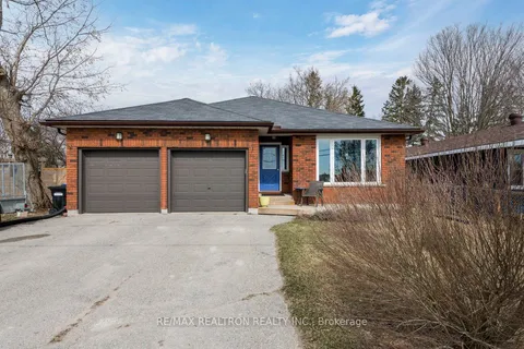 172 Queen Street, Springwater, ON L0L 1P0