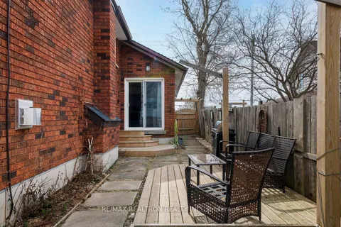 172 Queen Street, Springwater, ON L0L 1P0