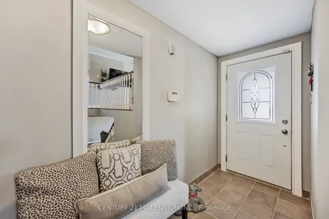 7 Coles Street, Barrie, ON L4N 5W5