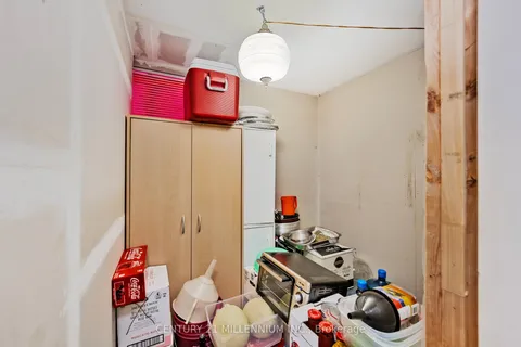 7 Coles Street, Barrie, ON L4N 5W5
