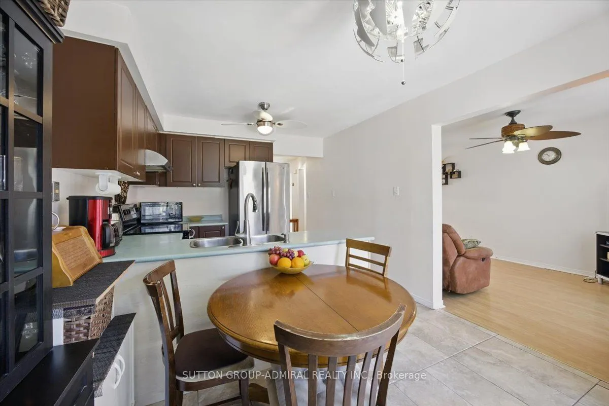 95 Athabaska Road, Barrie, ON L4N 8E9
