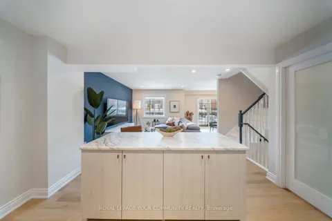 12 Andean Lane, Barrie, ON L9J 0J4