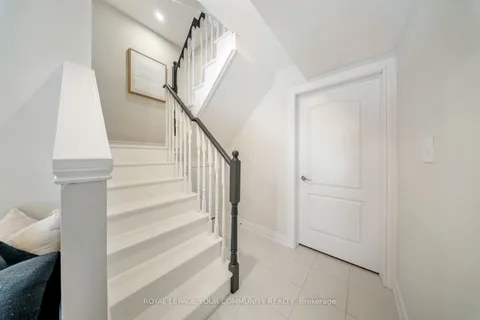 12 Andean Lane, Barrie, ON L9J 0J4