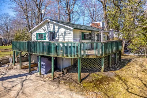 7 Dundee Drive, Tiny, ON L9M 0B3