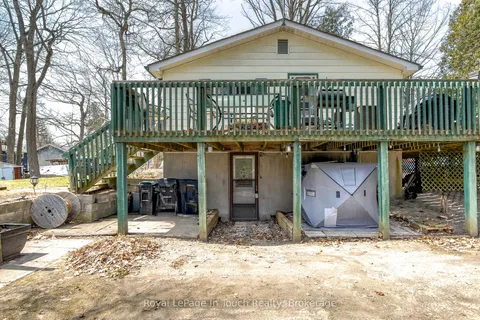 7 Dundee Drive, Tiny, ON L9M 0B3