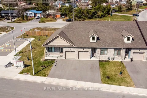 19 Leanne's Way, Orillia, ON L3V 8M1