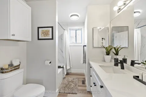 11 Masters Drive, Barrie, ON L4M 6W4