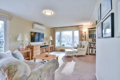 22 TAMARACK Drive, Oro-Medonte, ON L0L 1T0