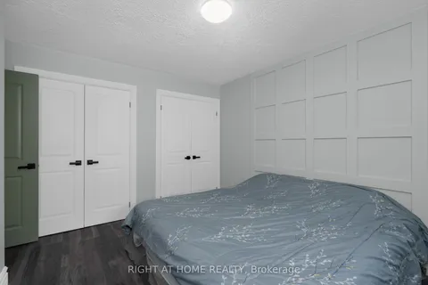 42 Byrnes Crescent, Penetanguishene, ON L9M 1V9