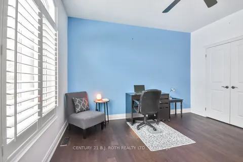 27 Houben Crescent, Oro-Medonte, ON L0L 1T0