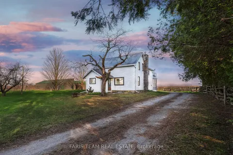 83 Hummingbird Hill Road, Oro-Medonte, ON L0K 1N0