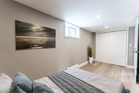20 Sarna Drive, Tiny, ON L9M 0B3
