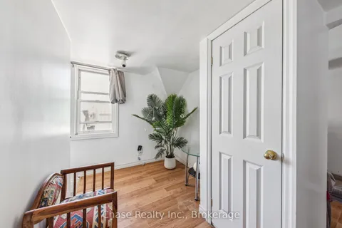16 fifth Street, Midland, ON L4R 3V2