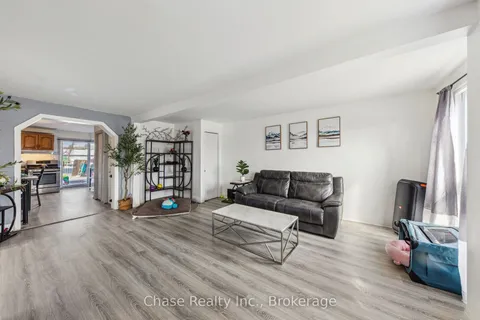 16 fifth Street, Midland, ON L4R 3V2