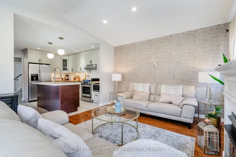 114 Ward Drive, Barrie, ON L4N 8A5