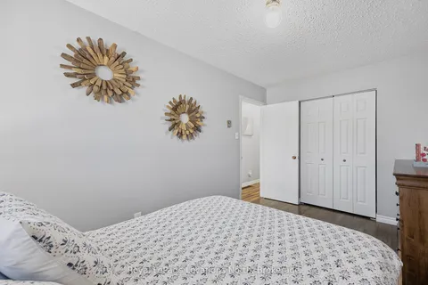 163 Collins Street, Collingwood, ON L9Y 4L7