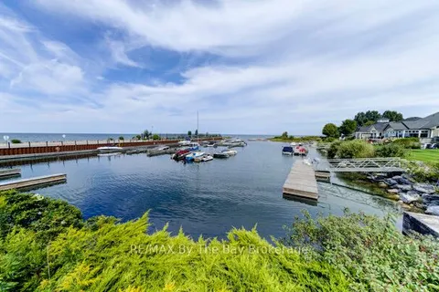 14 Surfside Crescent, Collingwood, ON L9Y 4Z8