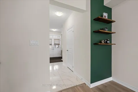 17 Bannister Road, Barrie, ON L9J 0L5