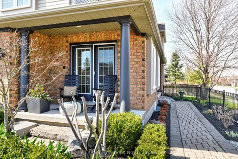 10 Georgian Meadows Drive, Collingwood, ON L9Y 5N3