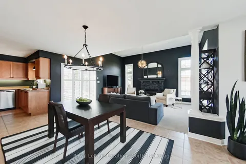 10 Georgian Meadows Drive, Collingwood, ON L9Y 5N3